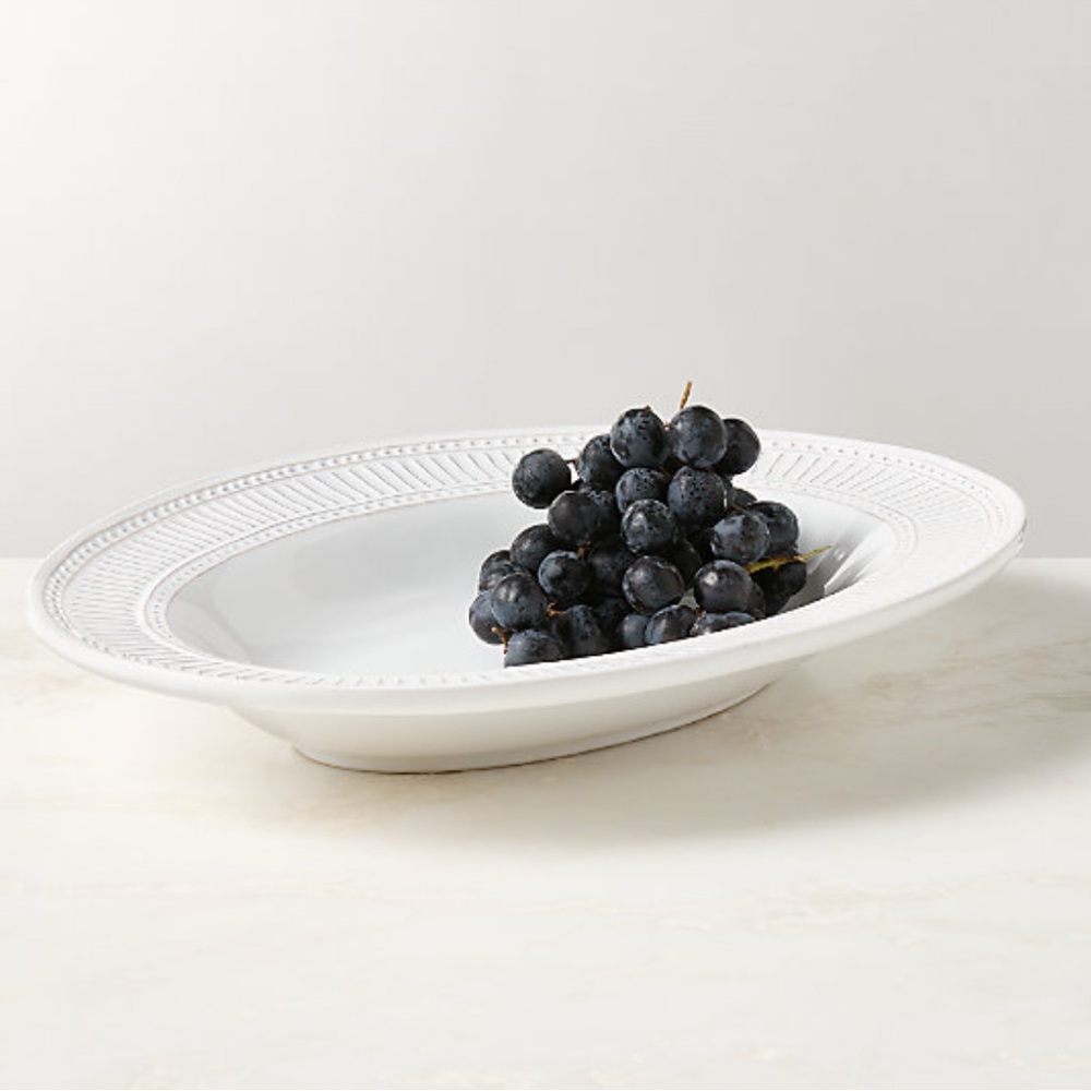 New! 🇮🇹✨🇮🇹 CB2 White Stoneware Oval Serving Platter